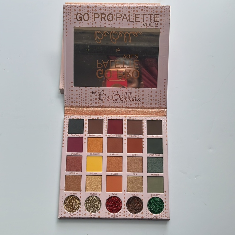 Be Bella Go Pro Palette Vol. 2 brand new no swatches beautiful colors & glitter